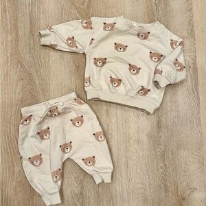 Quincy Mae Teddy Bear Print Baby Set